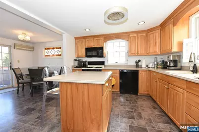 38 Maple Avenue, Westwood, NJ 07675 - Photo 13