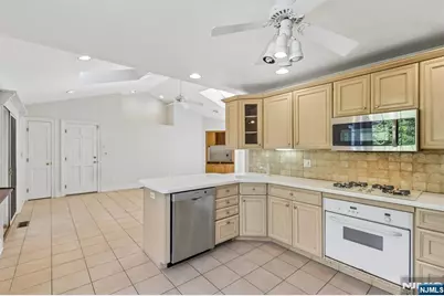 162 Anderson Avenue, Closter, NJ 07624 - Photo 13