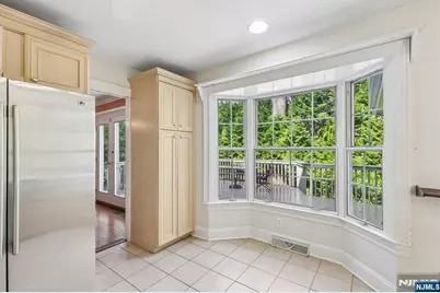 162 Anderson Avenue, Closter, NJ 07624 - Photo 11