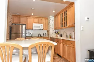 31 Susan Ave, Midland Park, NJ 07432 - Photo 13