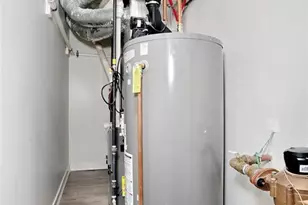 592 Fermery Dr, New Milford, NJ 07646 - Photo 49