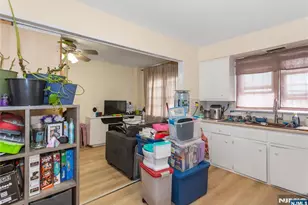 129 Hudson St, Hackensack, NJ 07601 - Photo 3