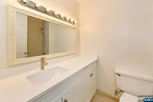 7004 Blvd East 31A, Guttenberg, NJ 07093 - Photo 15