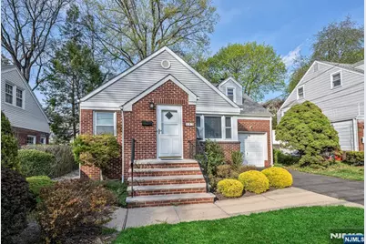 153 Moore Avenue, Leonia, NJ 07605 - Photo 3