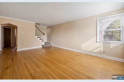 153 Moore Avenue, Leonia, NJ 07605 - Photo 7