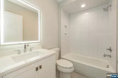 722 Erie Road, Paramus, NJ 07652 - Photo 29