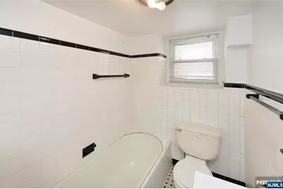 7501 3rd Avenue, North Bergen, NJ 07047 - Photo 33