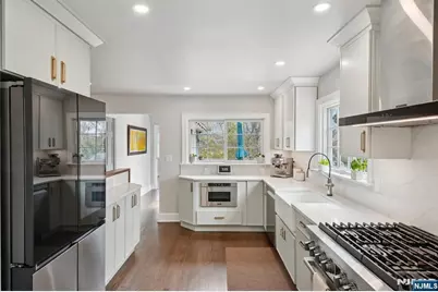 589 Highland, Little Falls Township, NJ 07043 - Photo 15