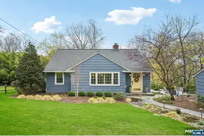 589 Highland, Little Falls Township, NJ 07043 - Photo 3