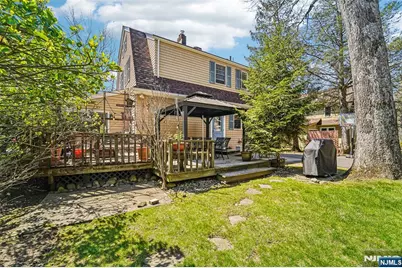 10 Crescent Place, Allendale, NJ 07401 - Photo 33