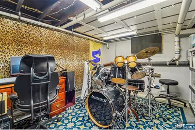 10 Crescent Place, Allendale, NJ 07401 - Photo 29