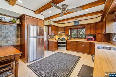 10 Crescent Place, Allendale, NJ 07401 - Photo 13