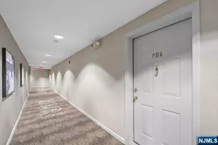 406 Jefferson Ct Ph6, Edgewater, NJ 07020 - Photo 1
