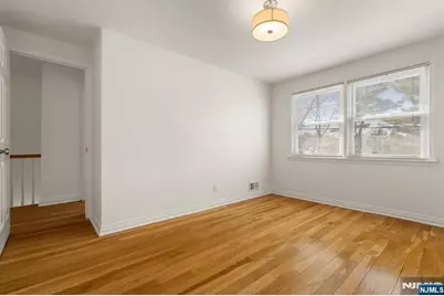 589 Beverly Road, Teaneck Township, NJ 07666 - Photo 13