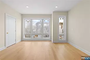 45 Lincoln Ave, Cliffside Park, NJ 07010 - Photo 19