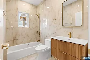45 Lincoln Ave, Cliffside Park, NJ 07010 - Photo 15