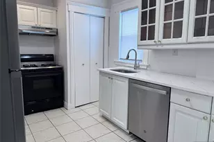 209 Park Ave, Teaneck Township, NJ 07666 - Photo 7