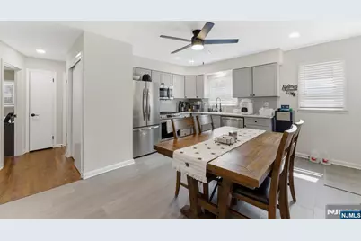 425 Midland Avenue, Pompton Lakes, NJ 07442 - Photo 15