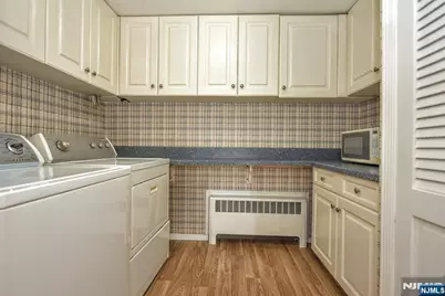 520 Lafayette Avenue, Wyckoff Township, NJ 07481 - Photo 29