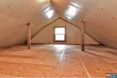 520 Lafayette Avenue, Wyckoff Township, NJ 07481 - Photo 25