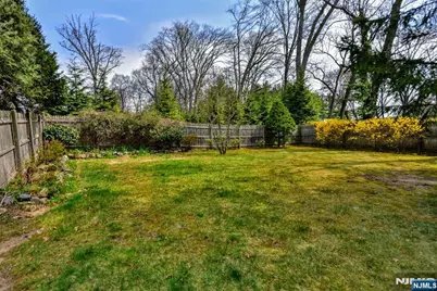 520 Lafayette Avenue, Wyckoff Township, NJ 07481 - Photo 39