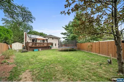 1 Hazley Court, Rochelle Park Township, NJ 07662 - Photo 33