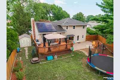1 Hazley Court, Rochelle Park Township, NJ 07662 - Photo 37