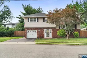 1 Hazley Ct, Rochelle Park Township, NJ 07662 - Photo 1