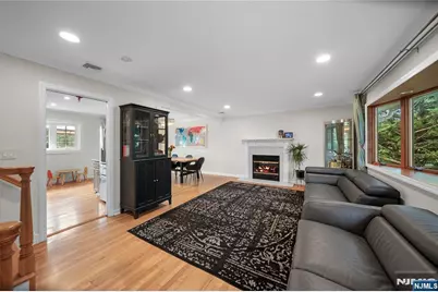 1 Hazley Court, Rochelle Park Township, NJ 07662 - Photo 11