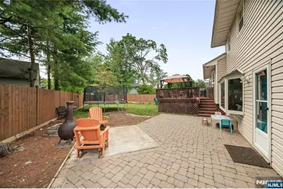 1 Hazley Court, Rochelle Park Township, NJ 07662 - Photo 31