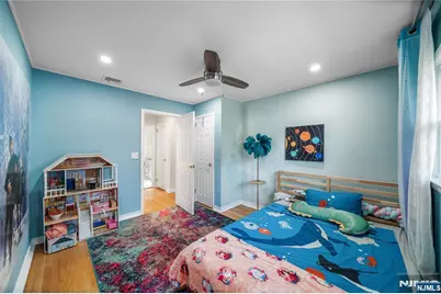 1 Hazley Court, Rochelle Park Township, NJ 07662 - Photo 29