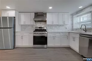 20 S Corabelle Ave, Lodi, NJ 07644 - Photo 13