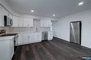 20 S Corabelle Ave, Lodi, NJ 07644 - Photo 27