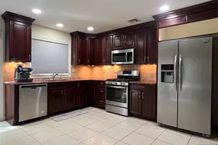 190 Undercliff Ave A, Edgewater, NJ 07020 - Photo 5