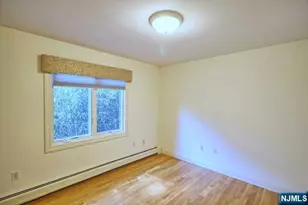 190 Undercliff Ave A, Edgewater, NJ 07020 - Photo 9