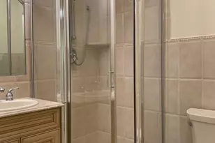 190 Undercliff Ave A, Edgewater, NJ 07020 - Photo 17