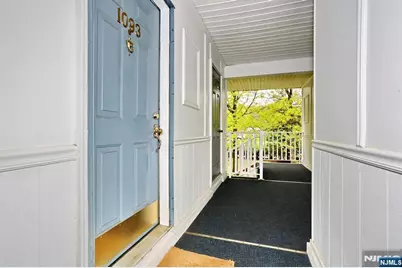 1093 Ash Drive, Mahwah, NJ 07430 - Photo 7