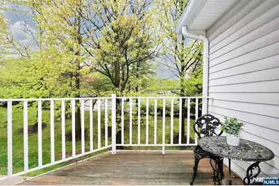 1093 Ash Drive, Mahwah, NJ 07430 - Photo 13
