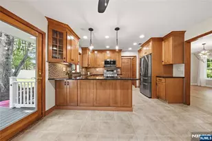 3 Osborne Ct, Mahwah, NJ 07430 - Photo 13