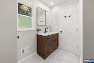 3 Osborne Ct, Mahwah, NJ 07430 - Photo 35