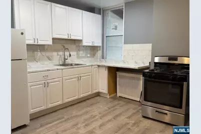 22 Prospect Street 3 #3, Ridgewood, NJ 07450 - Photo 5