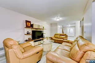 6 Hansen 6, Wayne, NJ 07470 - Photo 19