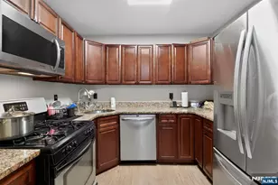 192 Burnett Ave, Maplewood, NJ 07040 - Photo 13