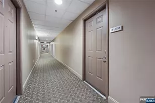 2301 City Pl, Edgewater, NJ 07020 - Photo 9