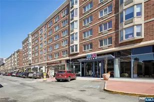 2301 City Pl, Edgewater, NJ 07020 - Photo 13