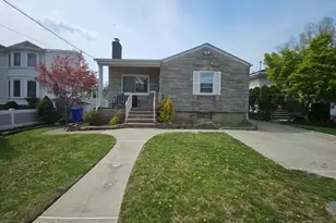 431 Terhune Ave, Paramus, NJ 07652 - Photo 1