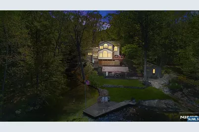 70 Harrison Lane, Bloomingdale, NJ 07403 - Photo 47