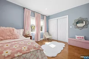 301 Roosevelt Ave, Hasbrouck Heights, NJ 07604 - Photo 17