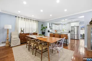301 Roosevelt Ave, Hasbrouck Heights, NJ 07604 - Photo 11