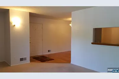 1138 Sycamore Lane, Mahwah, NJ 07430 - Photo 3